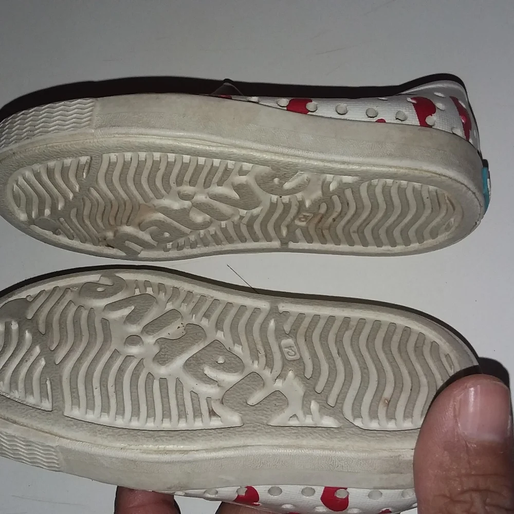 Native Shoes - Picture 7 of 7